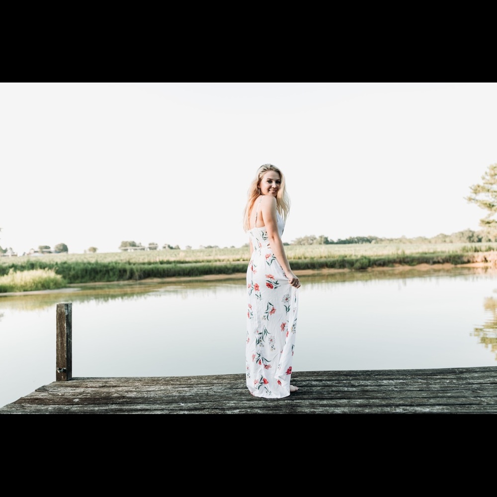 DRESS❤️ - Picture 3 of 3